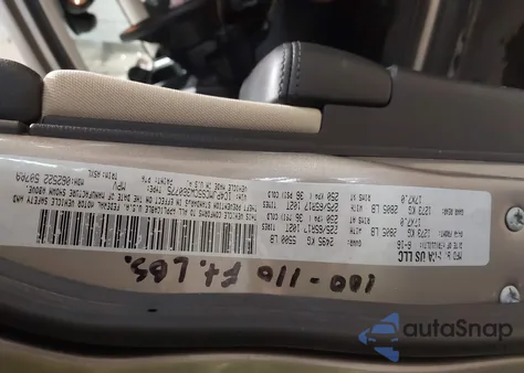 2016 Jeep Cherokee Latitude z USA, uszkodzony, nr VIN 1C4PJMCS5GW360775